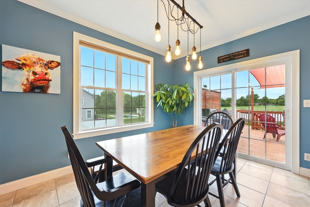 29 River Lodge Road South Hadley, MA 01075 - Photo 10 of 41