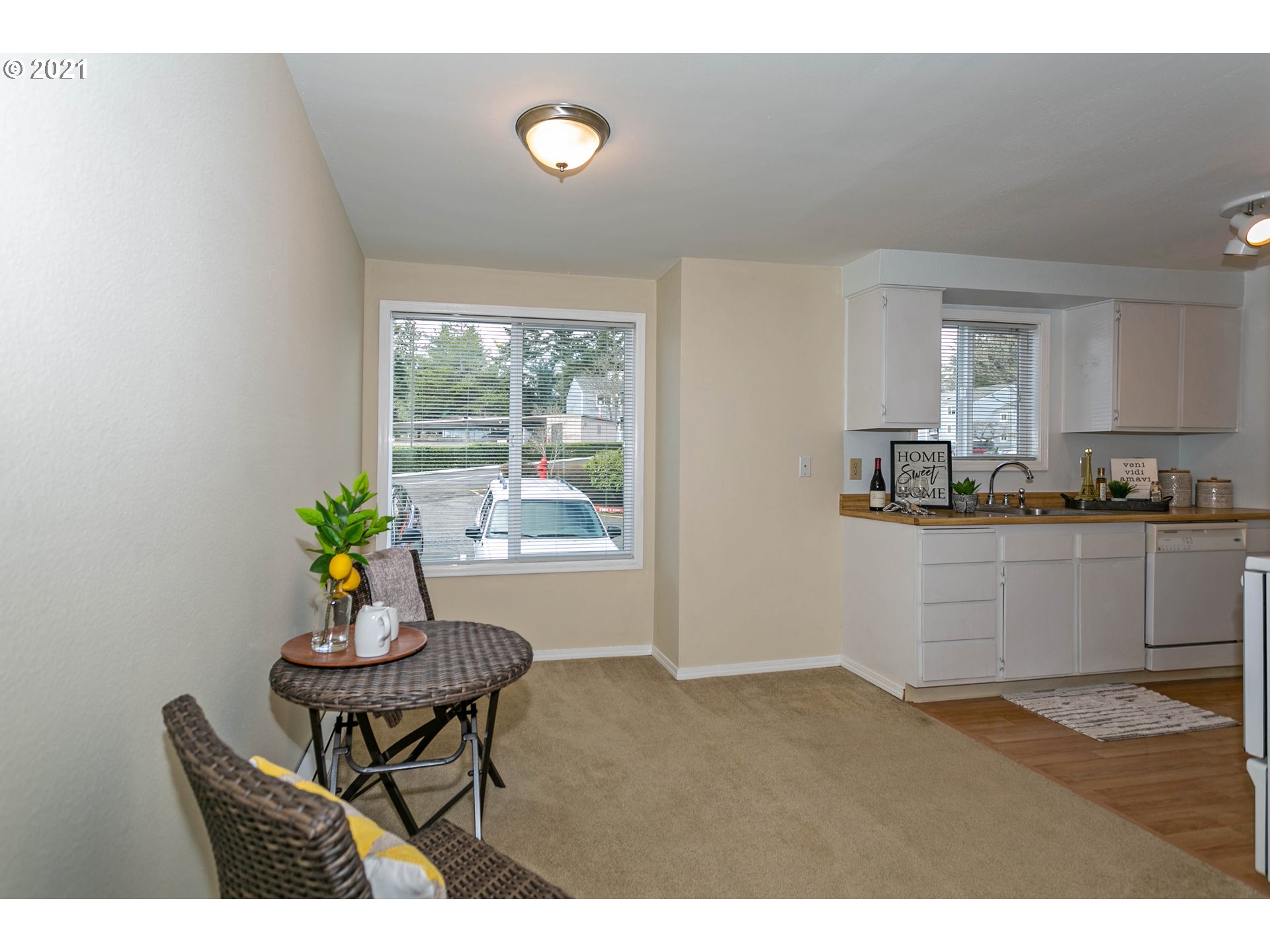 47 Eagle Crest Drive, Unit 6 Lake Oswego, OR 97035 - Photo 11 of 25