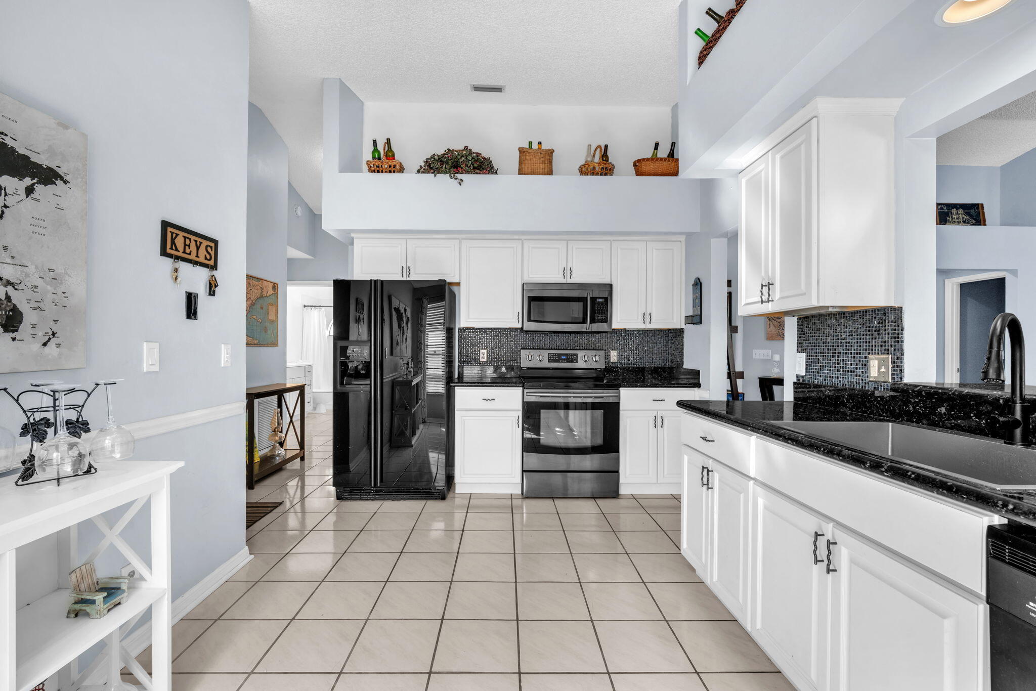 6080 Beaconwood Road Lake Worth, FL 33467 - Photo 10 of 52 46-web-or-mls-DSC04421