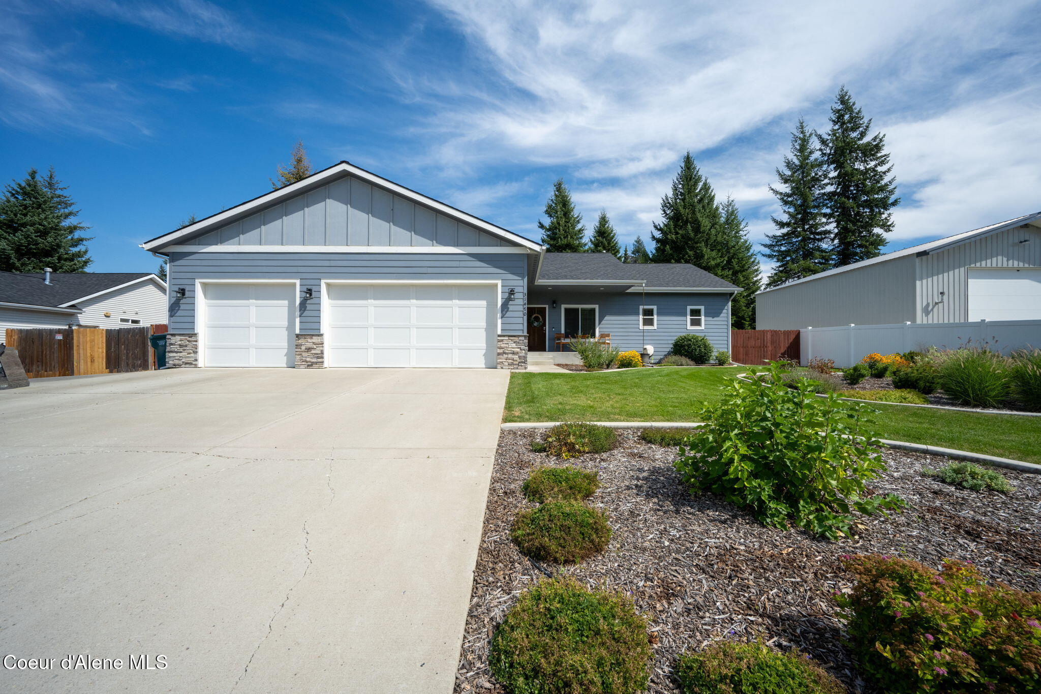 31470 N 10TH AVE, Spirit Lake, ID 83869