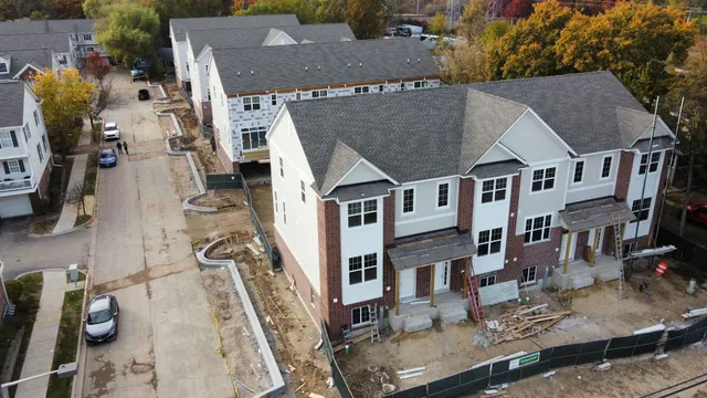 $474,990 | 184 East River Road, Des Plaines, IL 60016