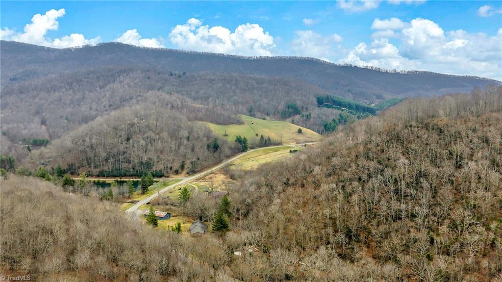 1 Three Top Road Todd, NC 28684 - Photo 15 of 27