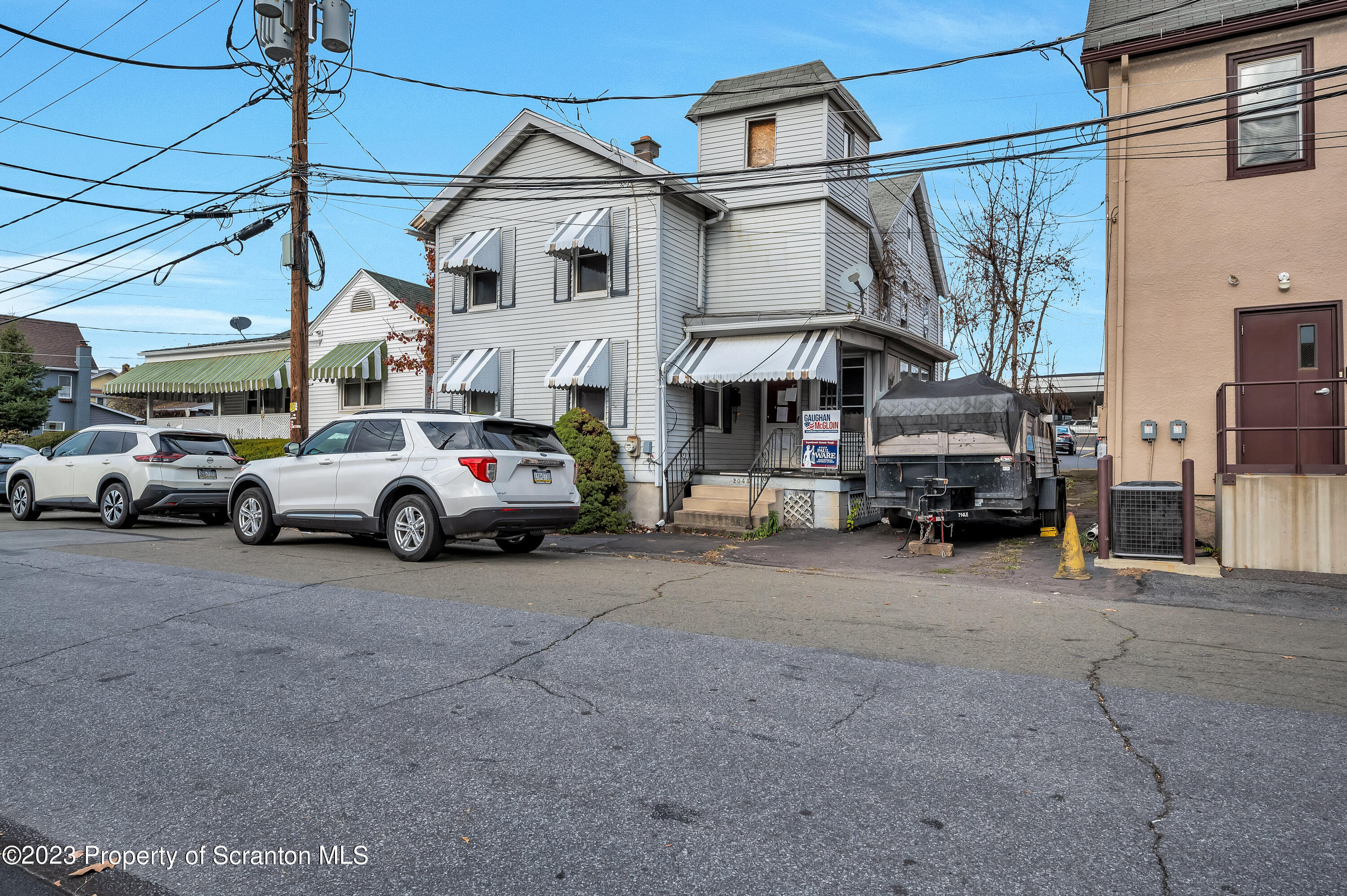 2043 Delaware Street Dunmore, PA 18512 - Photo 1 of 50