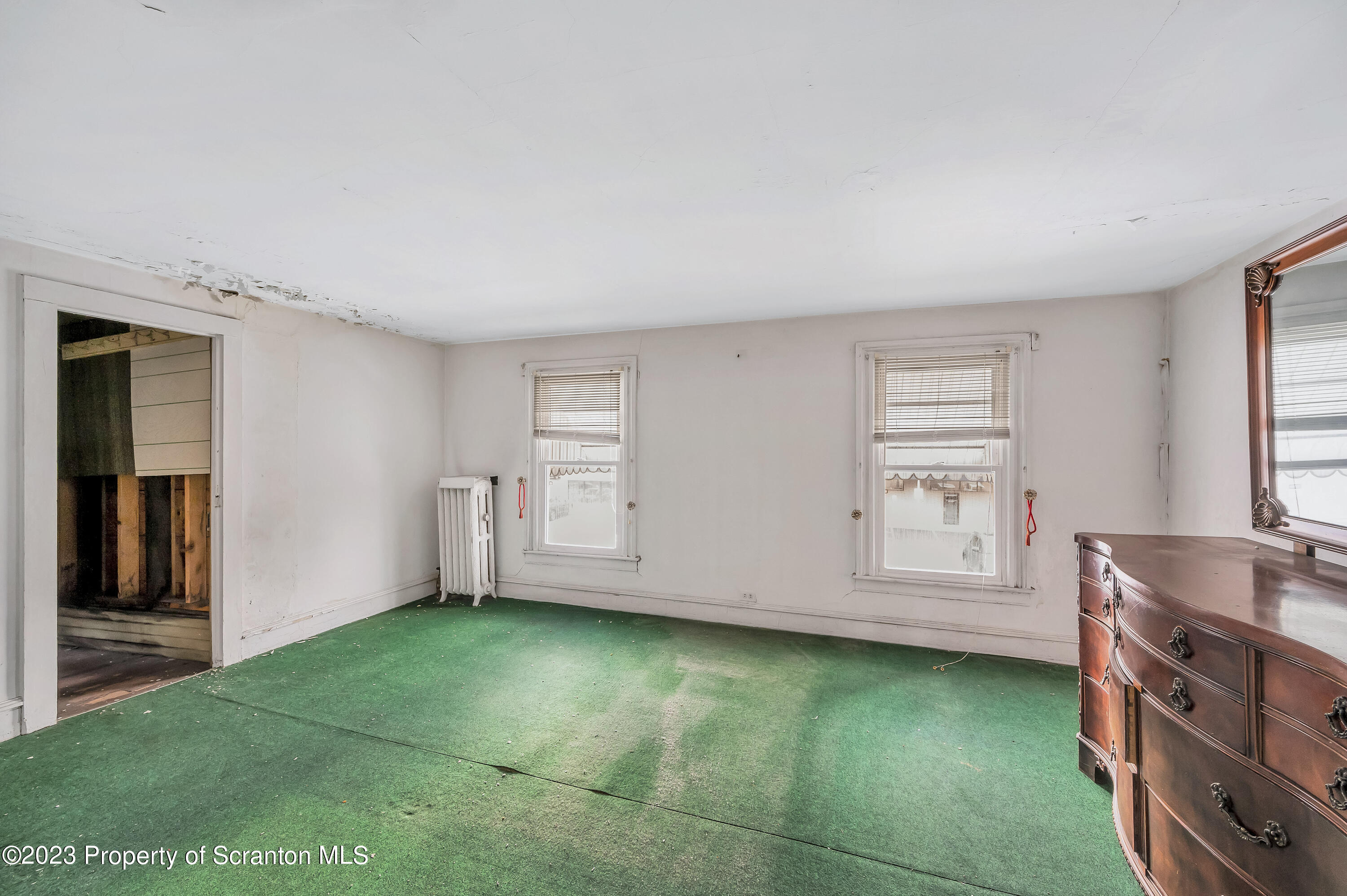 2043 Delaware Street Dunmore, PA 18512 - Photo 24 of 50
