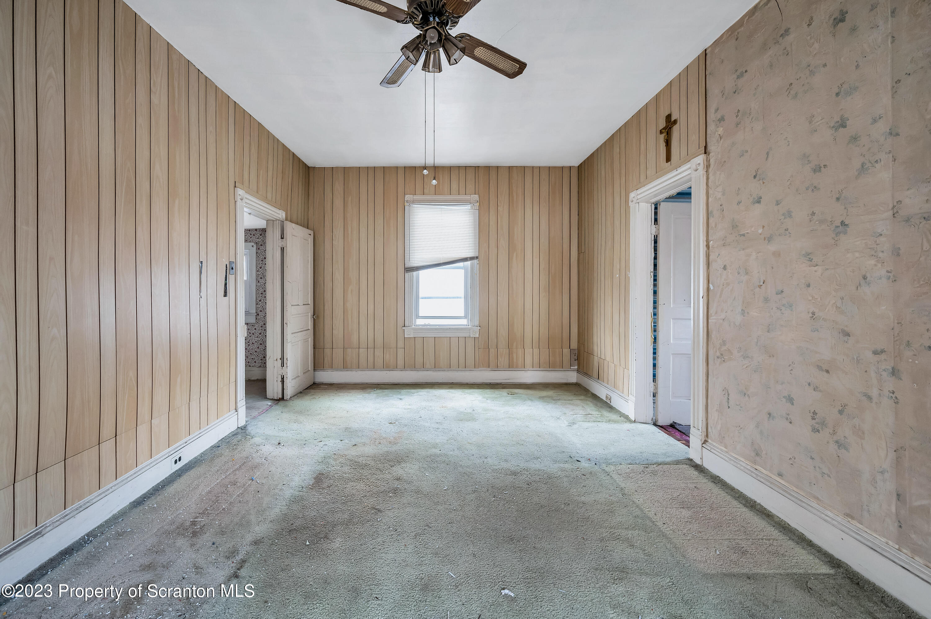 2043 Delaware Street Dunmore, PA 18512 - Photo 30 of 50