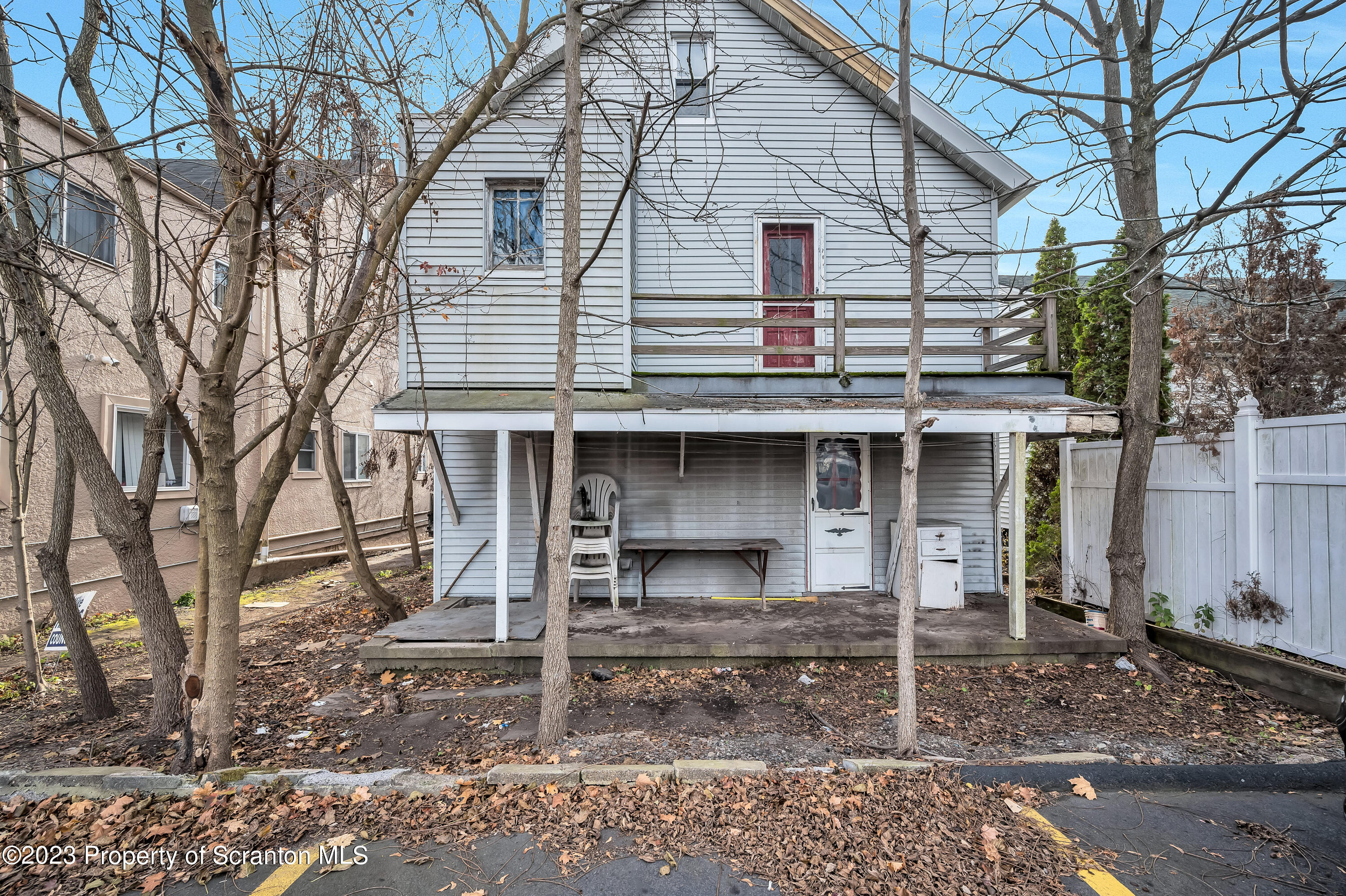 2043 Delaware Street Dunmore, PA 18512 - Photo 5 of 50