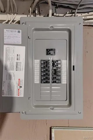 $350,000 | 7037 Dartmouth Avenue, University City, MO 63130