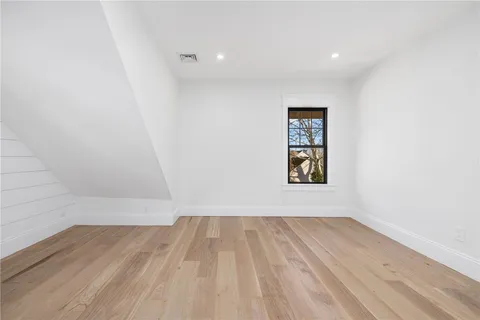 $3,995,000 | 14 Kay Boulevard, Middletown, RI 02842