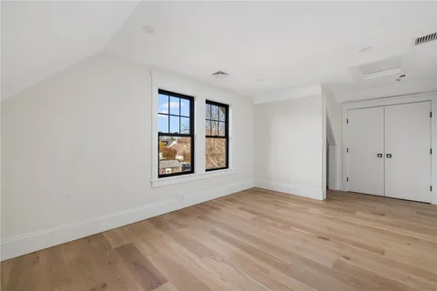 $3,995,000 | 14 Kay Boulevard, Middletown, RI 02842