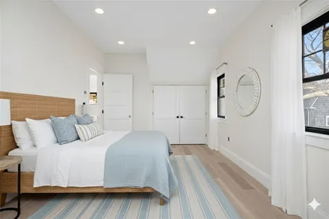 $3,995,000 | 14 Kay Boulevard, Middletown, RI 02842