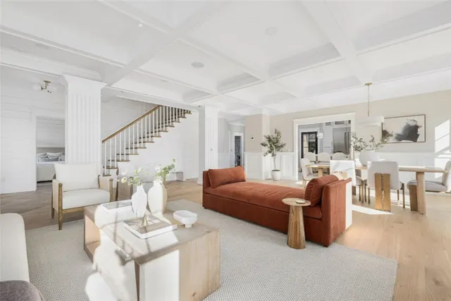 $3,995,000 | 14 Kay Boulevard, Middletown, RI 02842