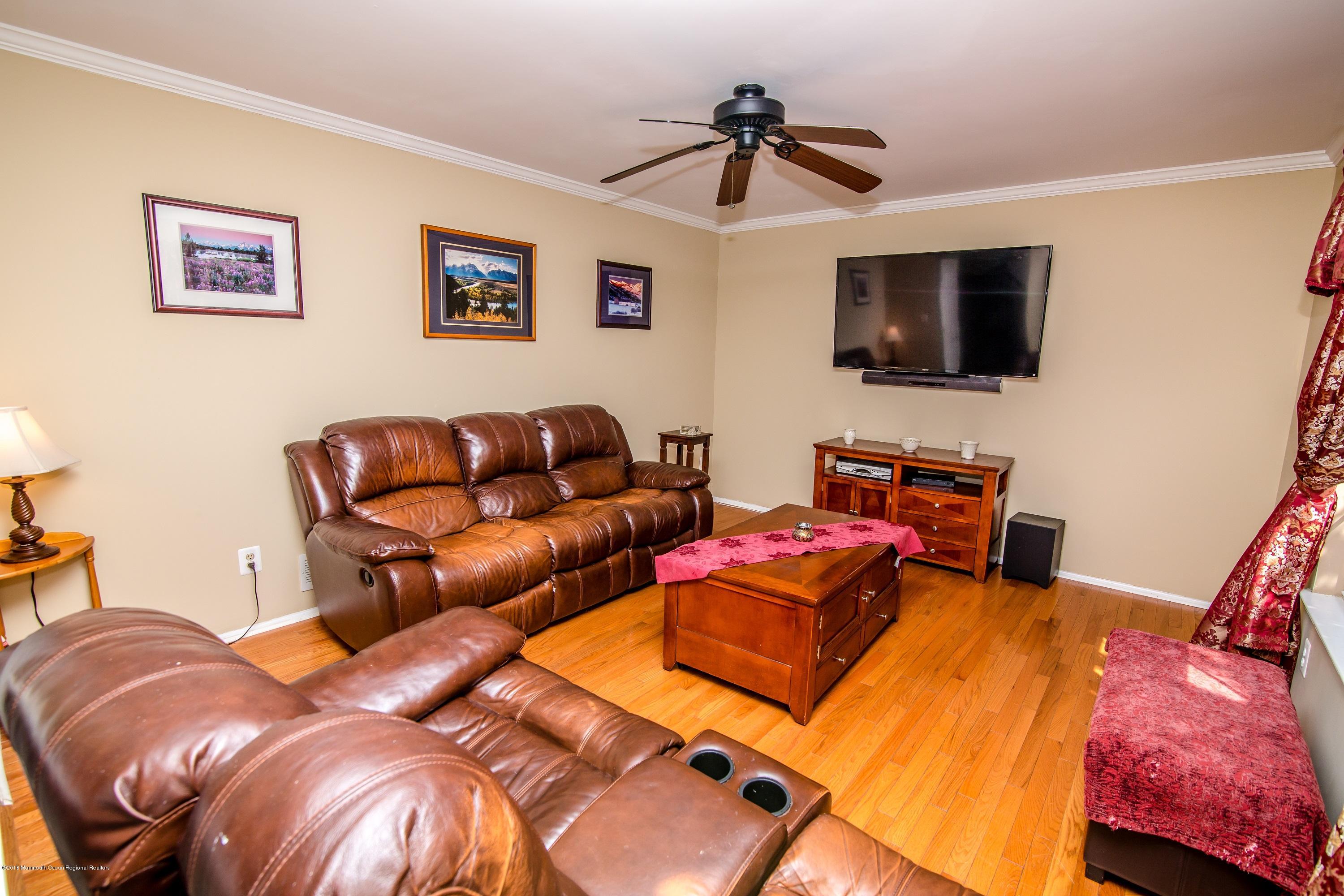 8 Nancy Street Howell, NJ 07731 - Photo 13 of 37 248 nancy-