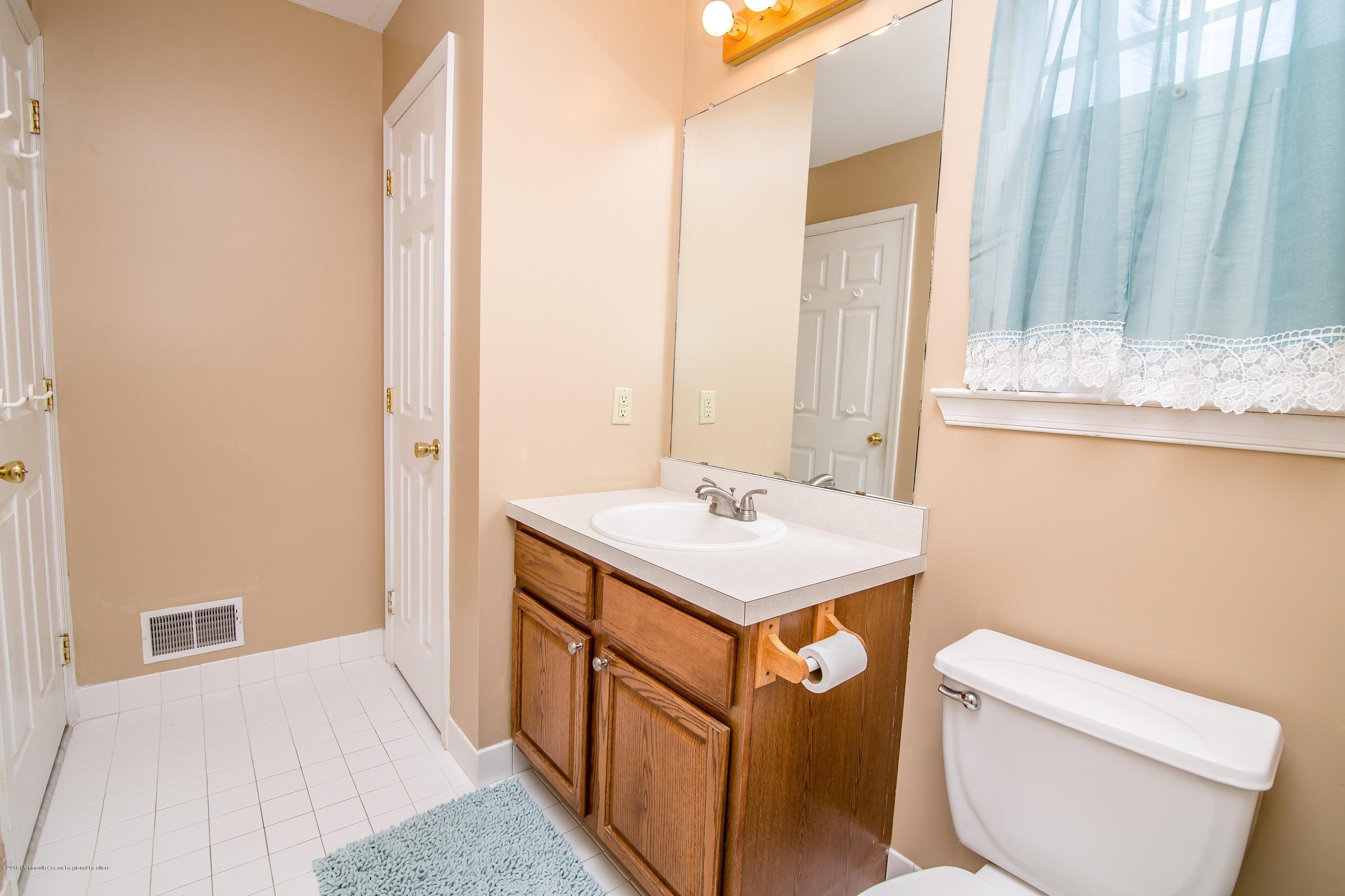 8 Nancy Street Howell, NJ 07731 - Photo 27 of 37 448 nancy-