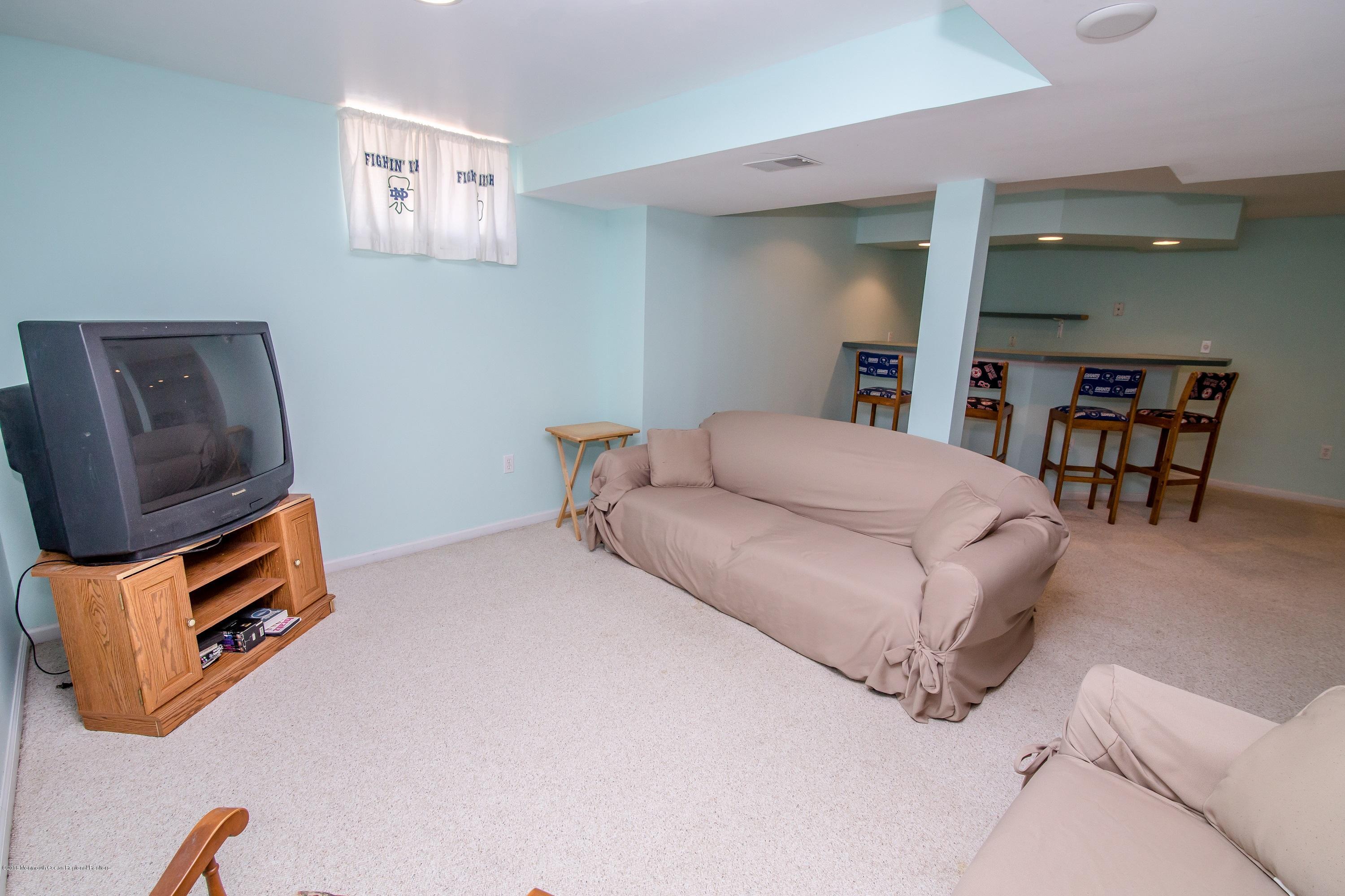 8 Nancy Street Howell, NJ 07731 - Photo 29 of 37 318 nancy-
