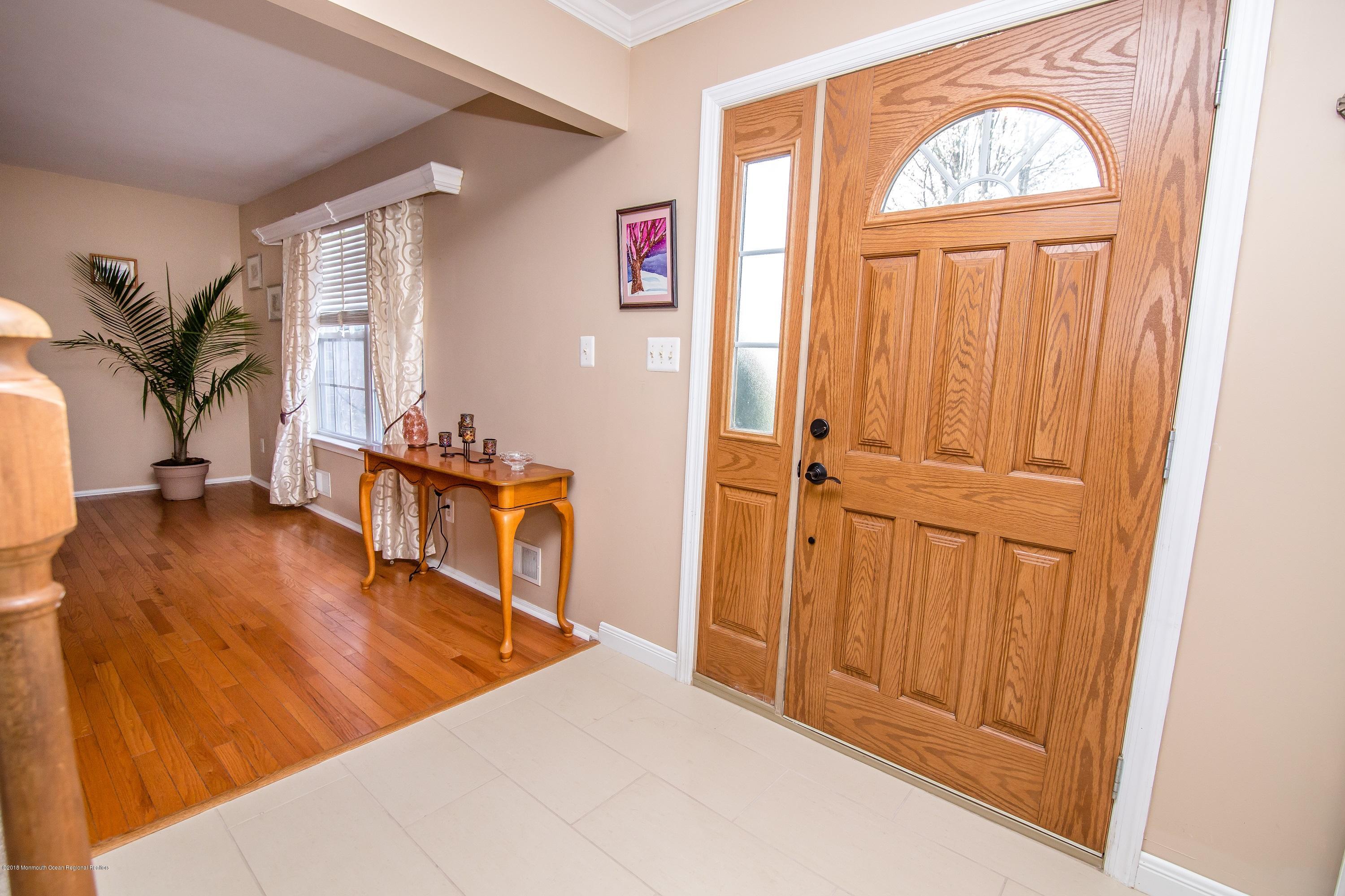 8 Nancy Street Howell, NJ 07731 - Photo 3 of 37 518 nancy-1