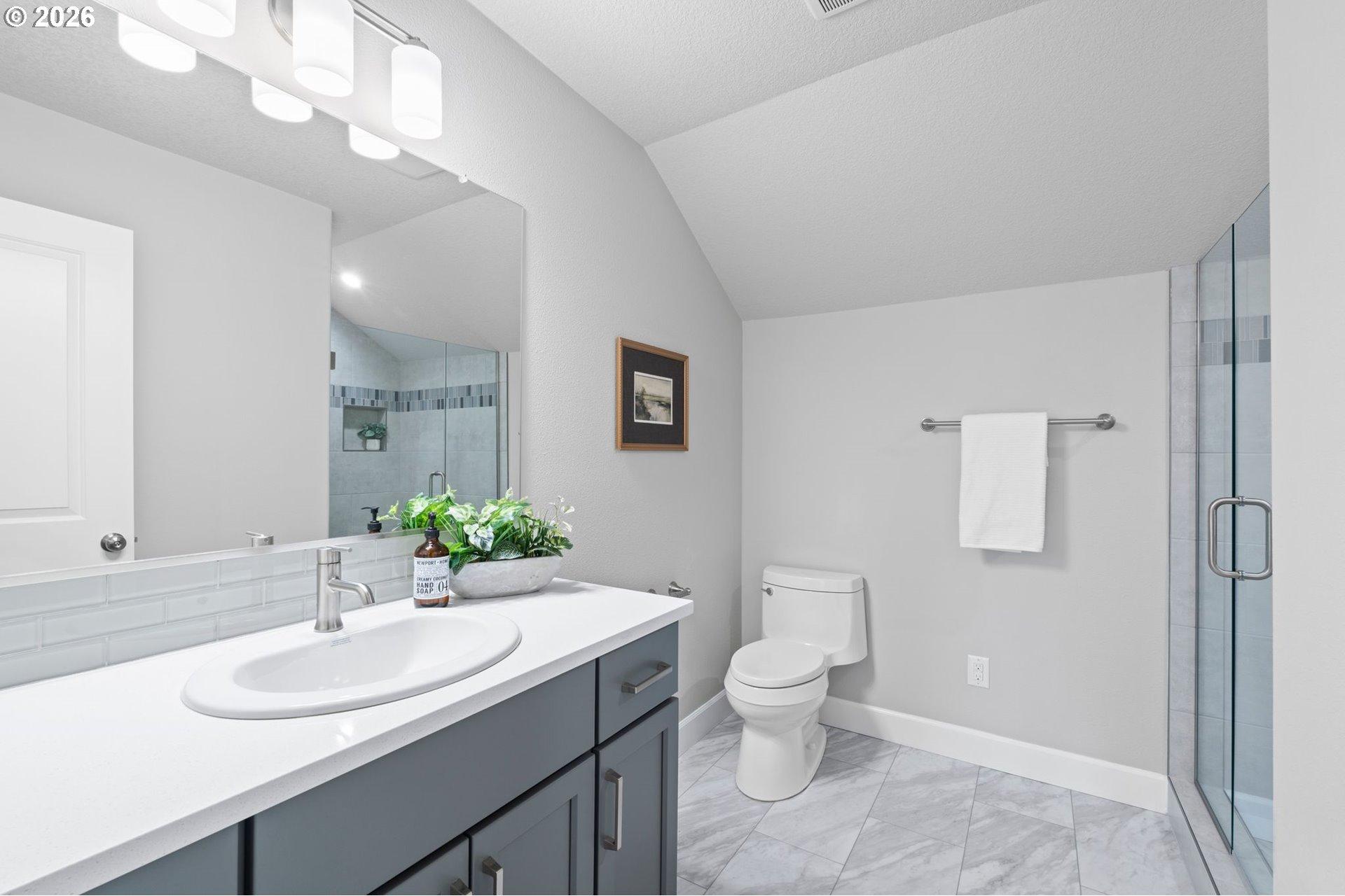 21317 Northwest 48th Court Ridgefield, WA 98642 - Photo 32 of 47 Bathroom