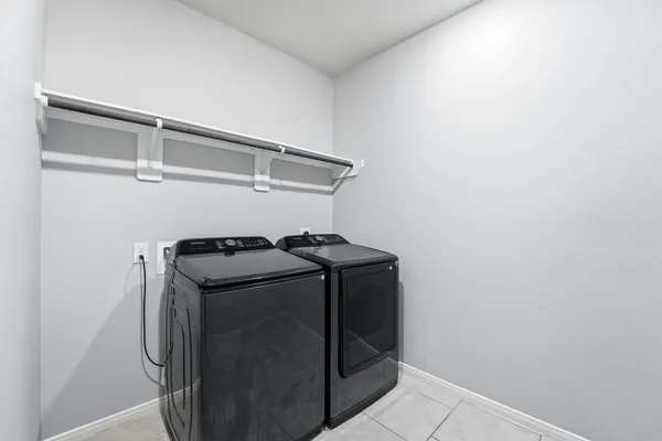 $2,800 | 719 Longstreet Drive, Richmond, TX 77469