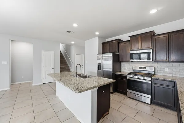 $2,800 | 719 Longstreet Drive, Richmond, TX 77469