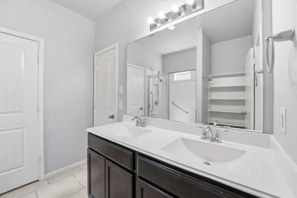 $2,800 | 719 Longstreet Drive, Richmond, TX 77469