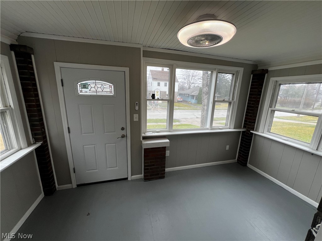 18301 Neff Road Cleveland, OH 44119 - Photo 19 of 33 year-round sun room and entry