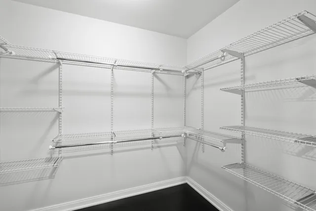 $585,000 | 130 North Garland Court, Unit 2706, Chicago, IL 60602