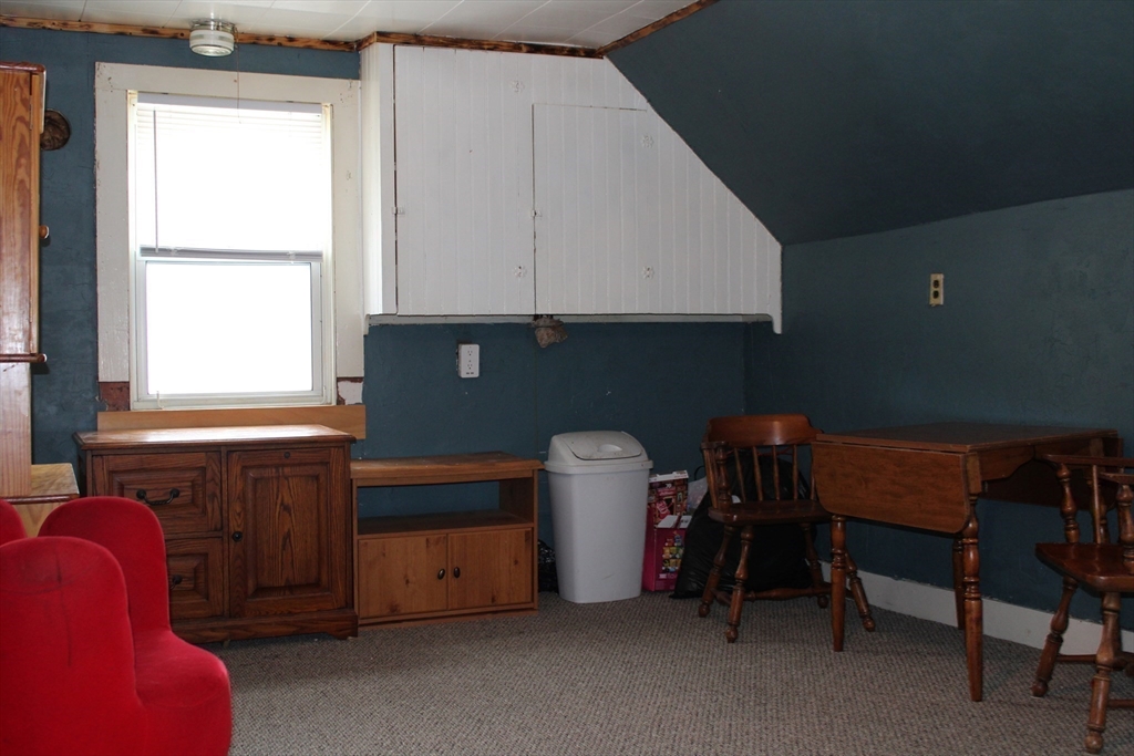 25 Quinebaug Road Dudley, MA 01571 - Photo 21 of 37