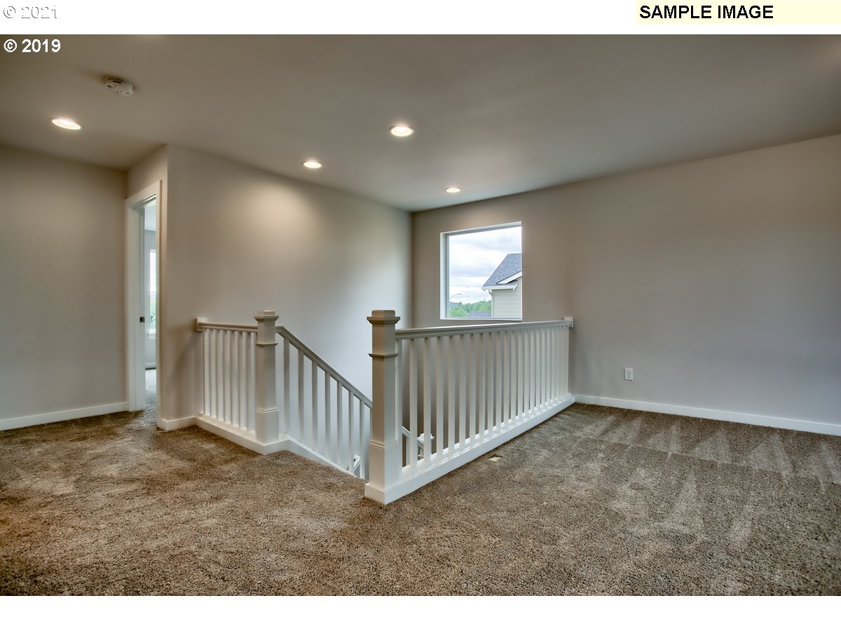 2914 North Mccanta Way Ridgefield, WA 98642 - Photo 12 of 12 a view of hallway with stairs
