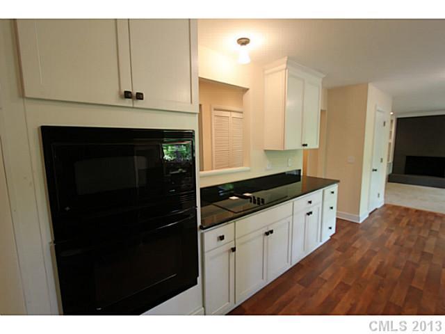 8801 Glencroft Road Mint Hill, NC 28227 - Photo 5 of 16