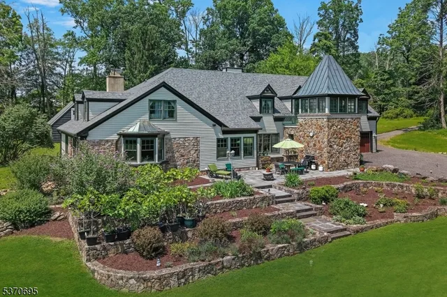 $1,345,000 | 121 Stanton Mountain Road, Lebanon, NJ 08833