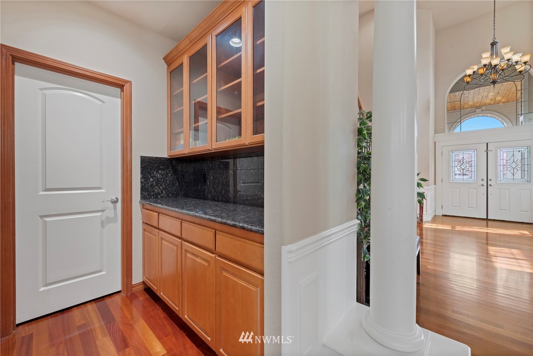 21304 37th Avenue Southeast Bothell, WA 98021 - Photo 12 of 35