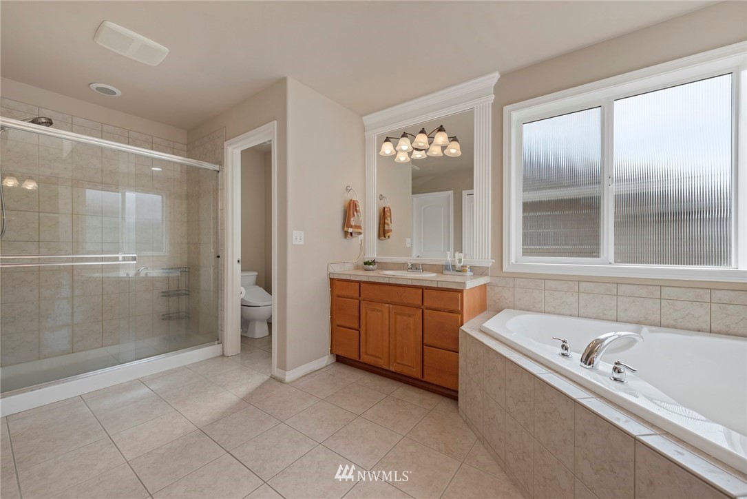 21304 37th Avenue Southeast Bothell, WA 98021 - Photo 21 of 35