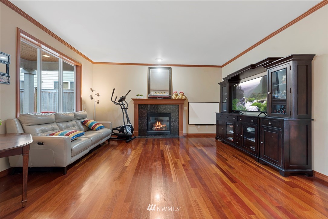 21304 37th Avenue Southeast Bothell, WA 98021 - Photo 7 of 35
