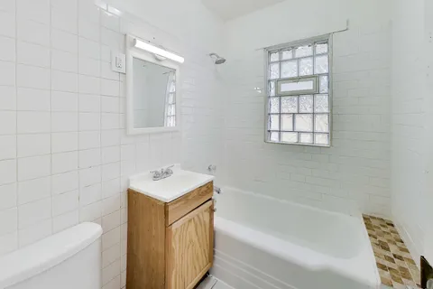 $329,000 | 5415 West Parker Avenue, Chicago, IL 60639