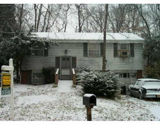 141 York Way Monaca, PA 15061 - Photo 1 of 1 Gallery Image 1