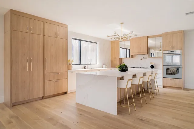 $1,799,000 | 27 Cross Street, Unit 27, Newton, MA 02465