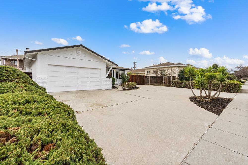 6324 Bollinger Road San Jose, CA 95129 - Photo 3 of 44 Gallery Image 3