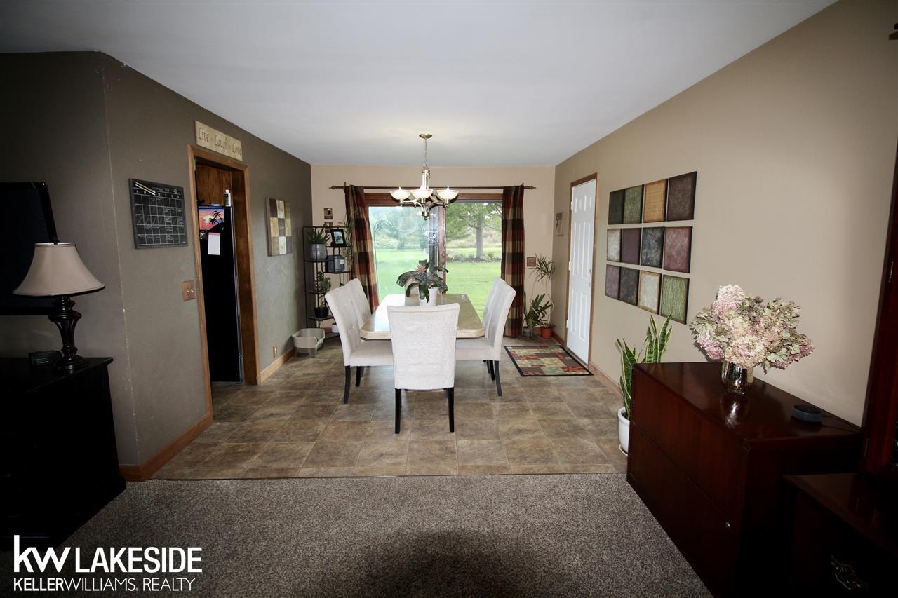 9977 Big Hand Road Columbus, MI 48063 - Photo 17 of 39 31395514-19.JPG