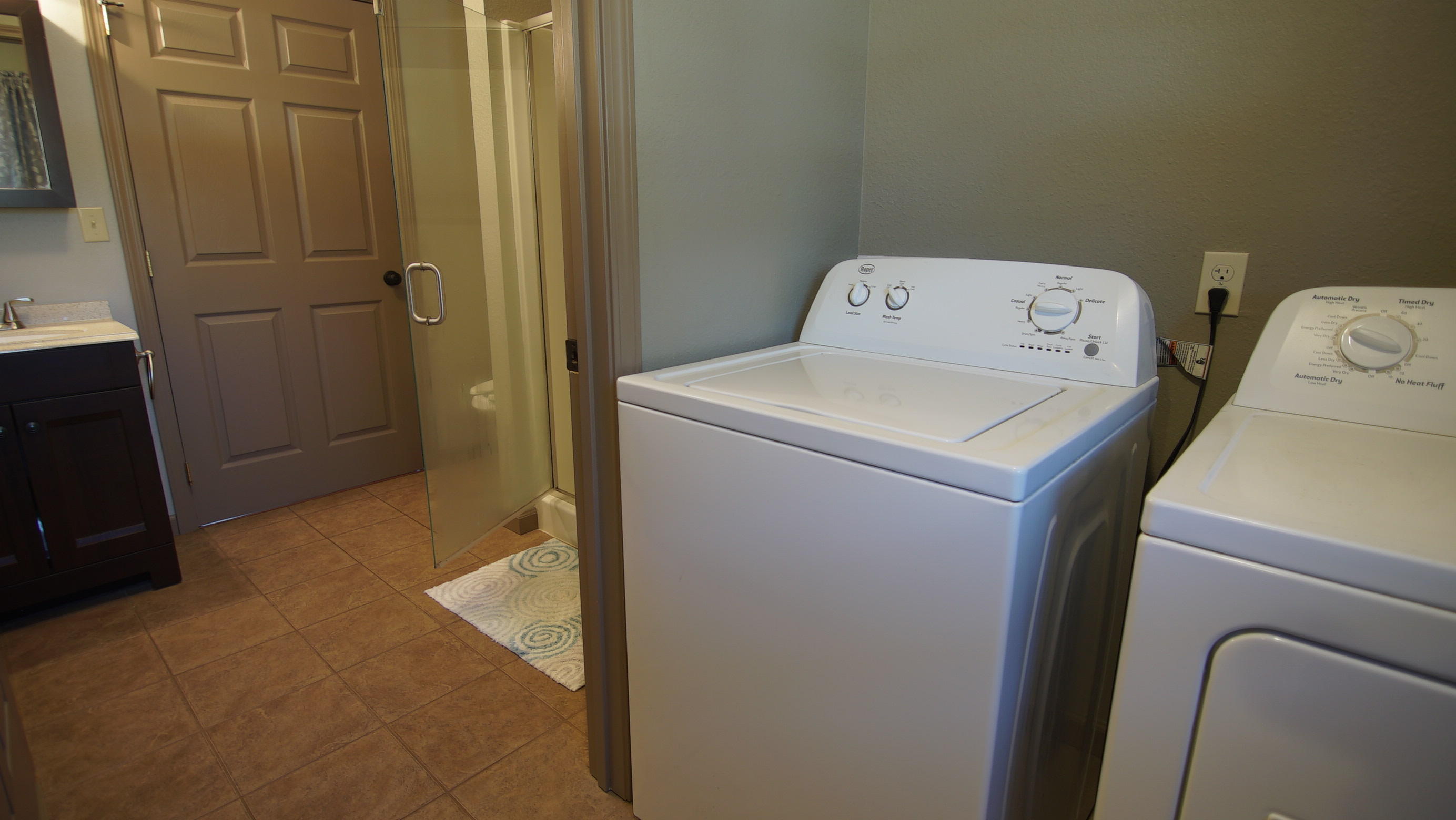 5711 Sinking Creek Road Greenback, TN 37742 - Photo 26 of 38 Laundry