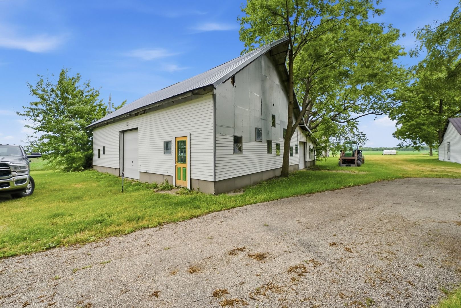 6636 South Center Road Rochelle, IL 61068 - Photo 36 of 46 Gallery Image 36