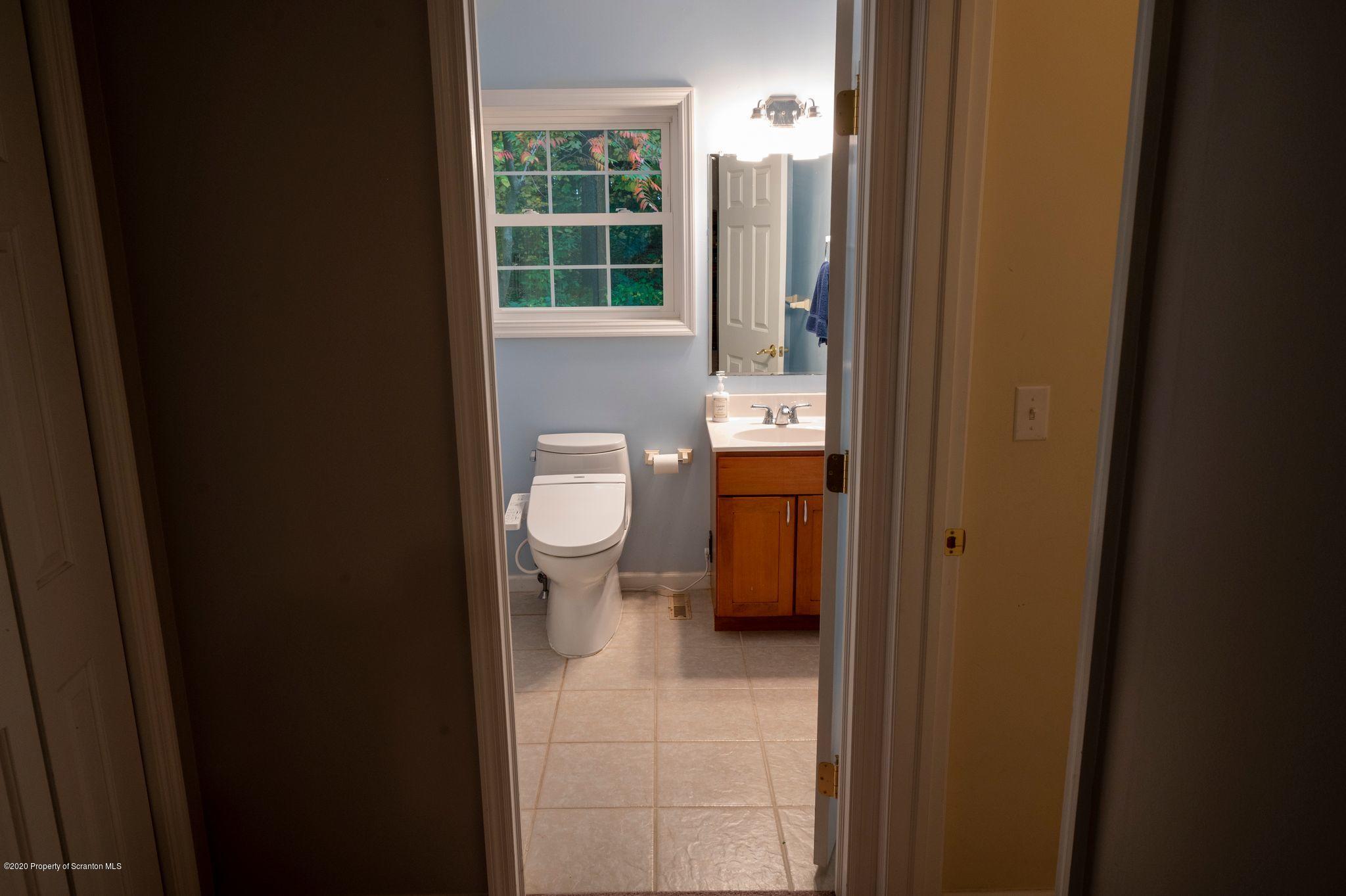 211 Freedom Way Moscow, PA 18444 - Photo 32 of 60 Gallery Image 32