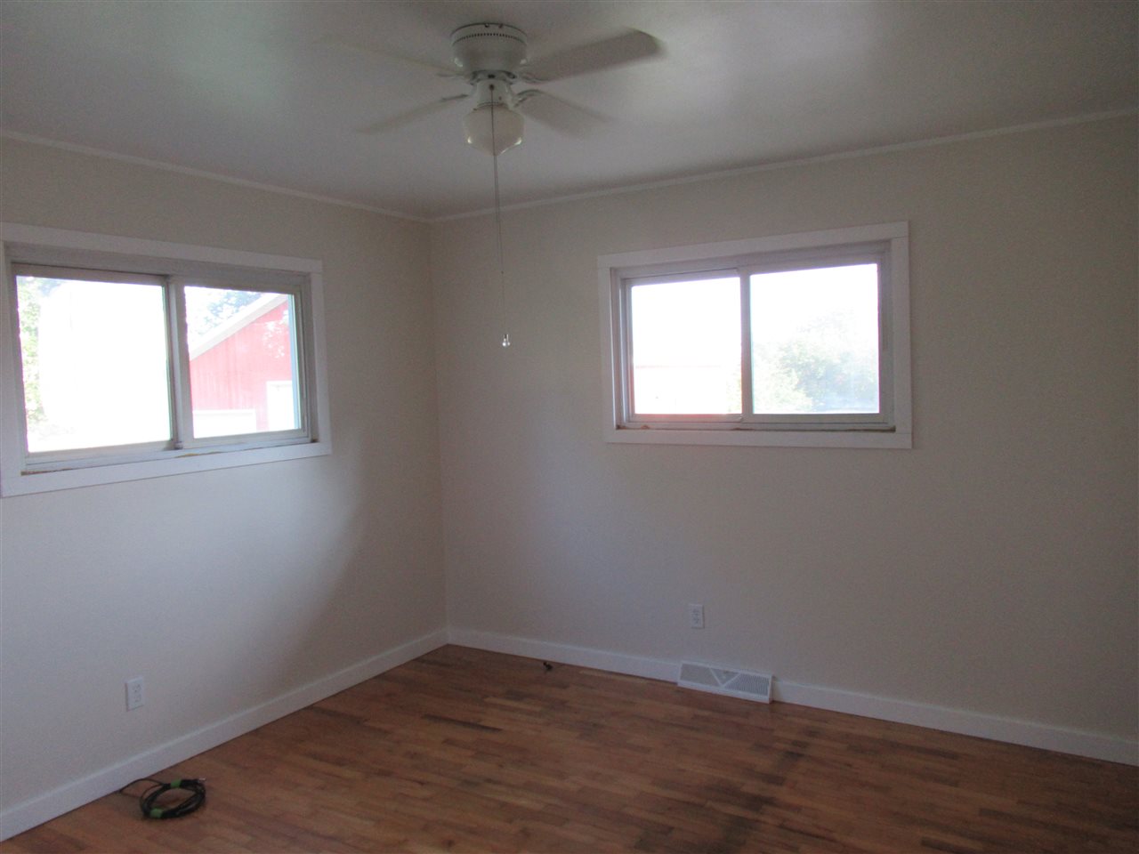 129 West Hibbard Road Owosso, MI 48867 - Photo 16 of 35 50021557-15.JPG