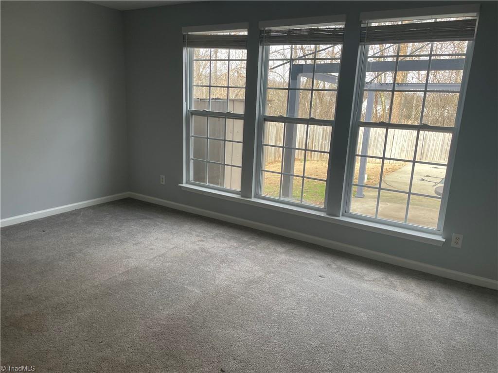 1579 Pondhaven Drive High Point, NC 27265 - Photo 19 of 46