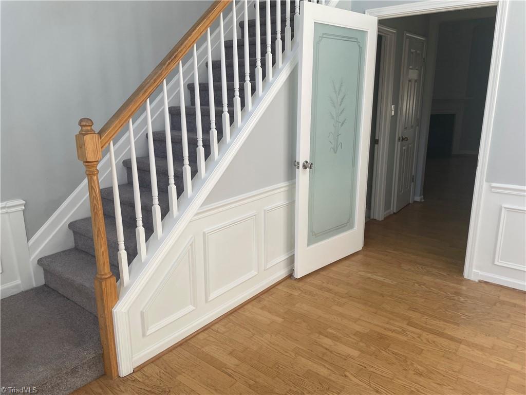 1579 Pondhaven Drive High Point, NC 27265 - Photo 4 of 46