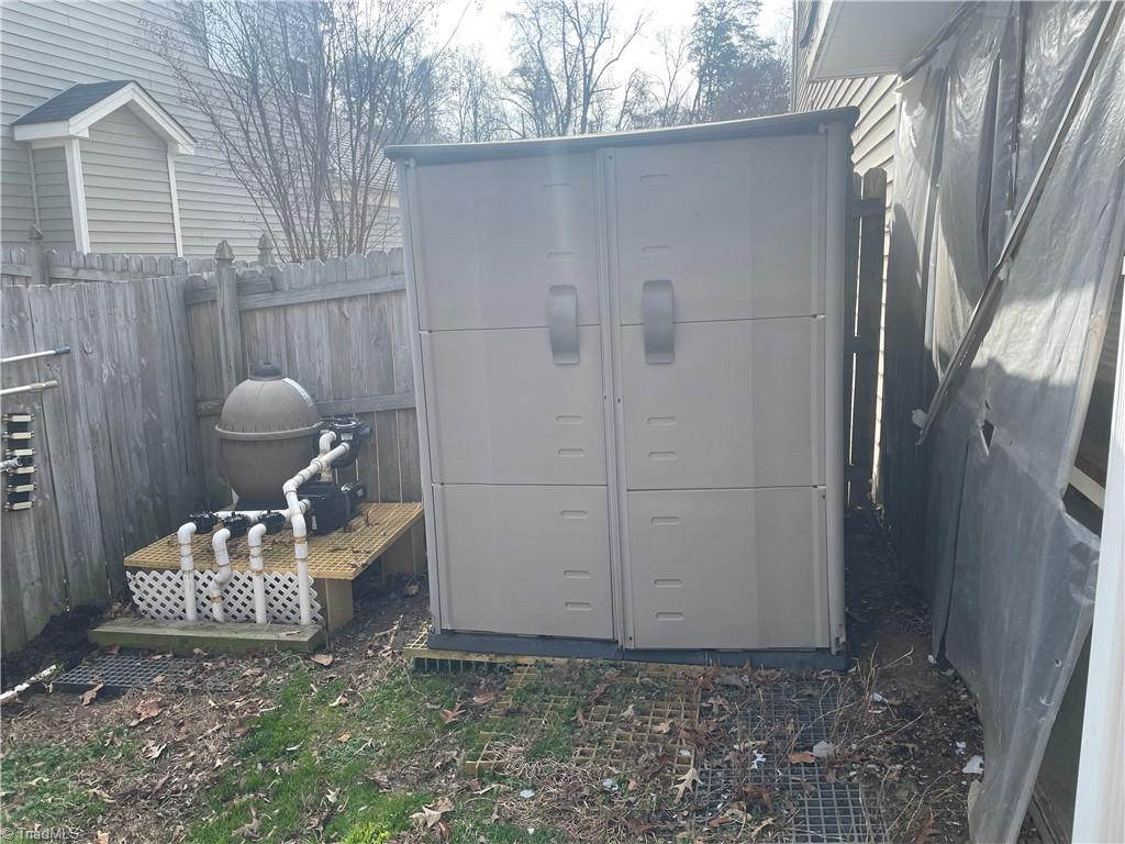 1579 Pondhaven Drive High Point, NC 27265 - Photo 42 of 46