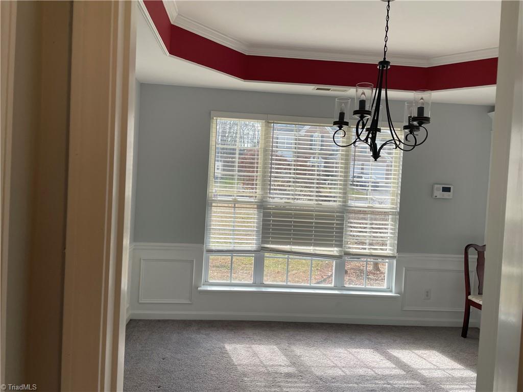 1579 Pondhaven Drive High Point, NC 27265 - Photo 7 of 46