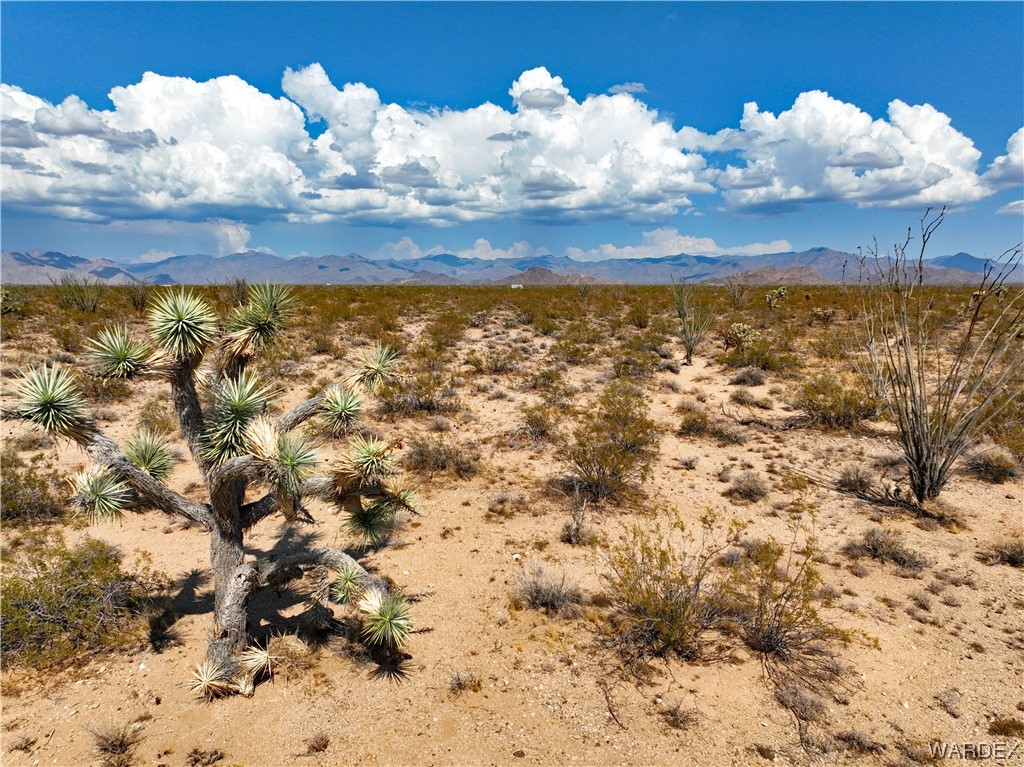 243-15-012 Rainbow Road Yucca, AZ 86438 - Photo 1 of 4