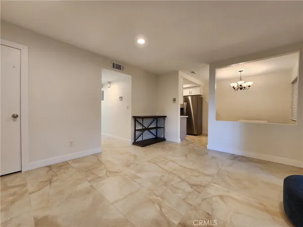 $2,995 | 408 Burchett Street, Unit 6, Glendale, CA 91203