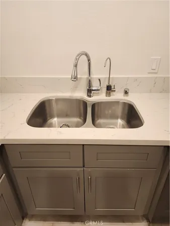 $2,995 | 408 Burchett Street, Unit 6, Glendale, CA 91203