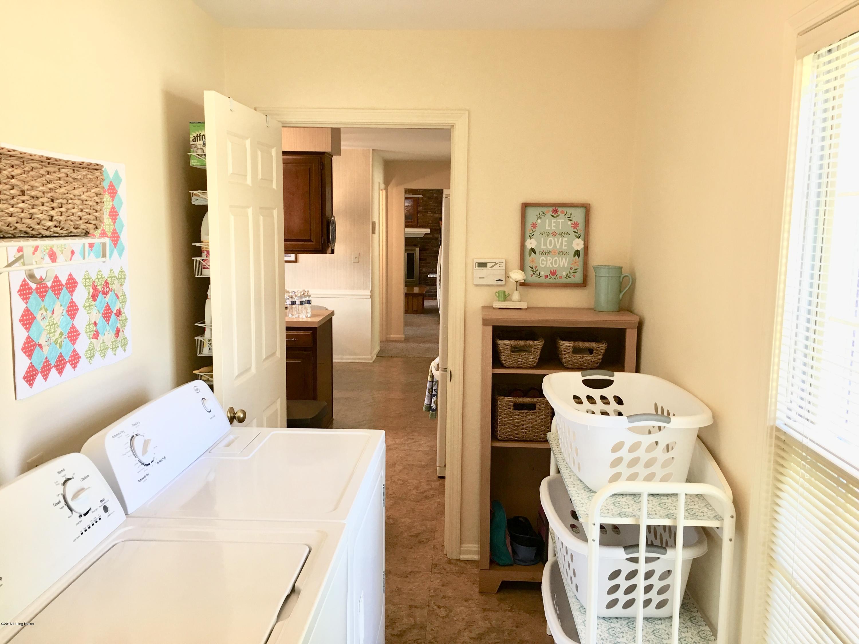 710 Moser Road Louisville, KY 40223 - Photo 43 of 50 710 Moser Rd - Laundry