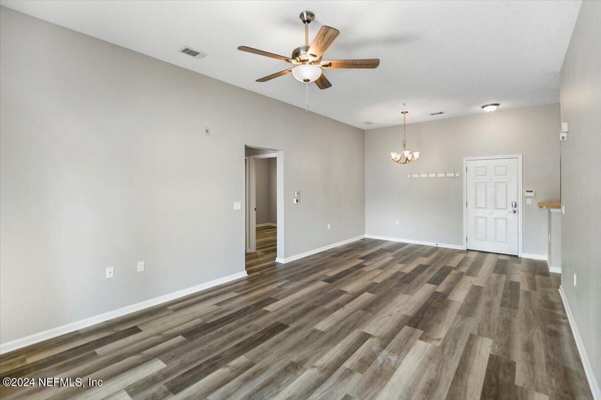 7920 Merrill Road, Unit 1307 Jacksonville, FL 32277 - Photo 24 of 31 Merrill25